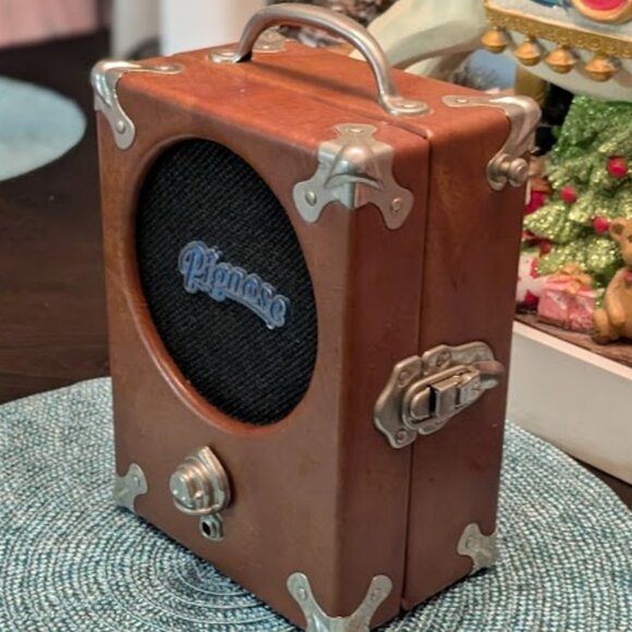 O1 PIGNOSE Legendary 7-100 Portable Guitar Amplifier - Picture 3 of 10